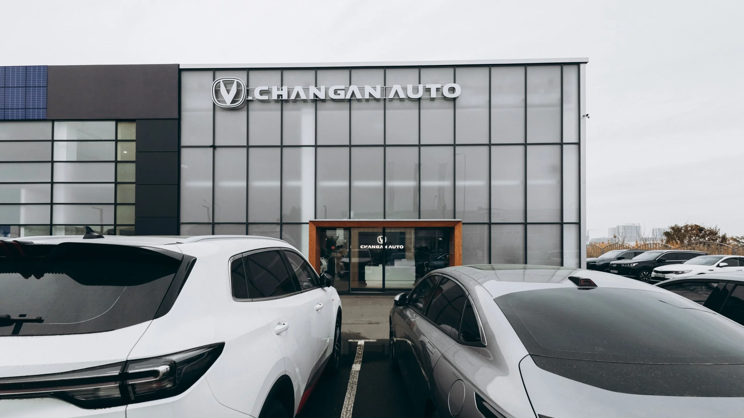 Автосалоны